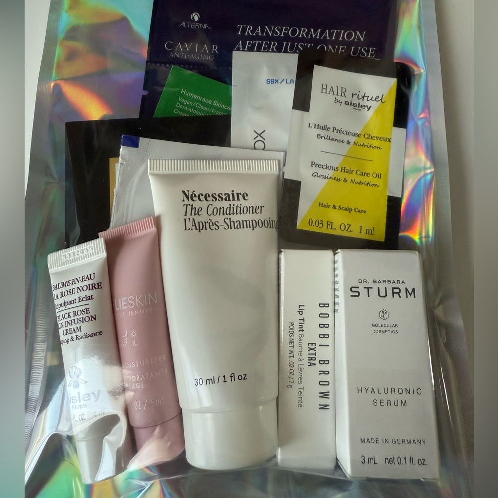 ✨ Mystery Beauty Bundle – Deluxe Samples (New) ✨ - Picture 3 of 3